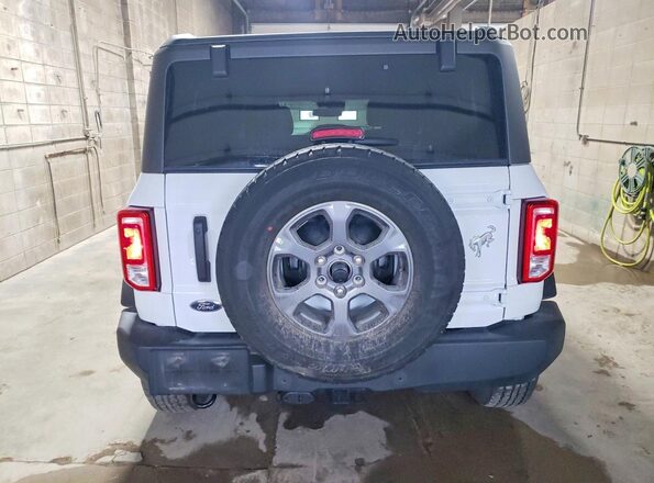 1FMDE7BH5RLA10478 2024 FORD BRONCO White Вид ззаду