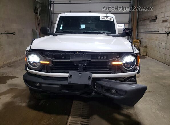 1FMDE7BH5RLA10478 2024 FORD BRONCO White Вид спереду