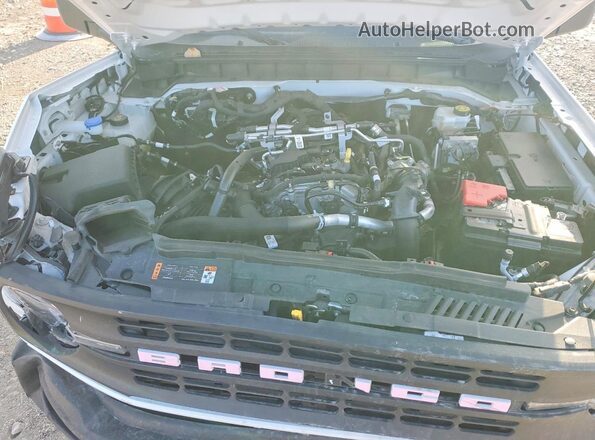 1FMDE7BH5SLB22753 2025 FORD BRONCO White Widok wnętrza z tyłu