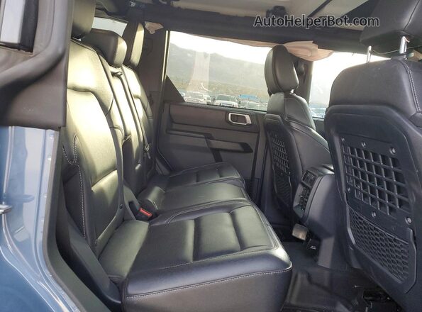1FMDE7BH5SLB45238 2025 FORD BRONCO Blue Vista de los asientos traseros