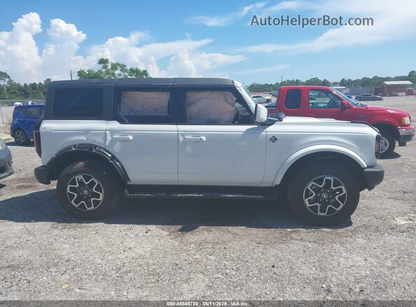 1FMDE8BH0SLB40518 2025 FORD BRONCO White 360 interior view