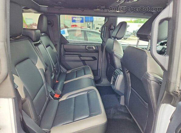 1FMDE8BH1SLB41905 2025 FORD BRONCO Белый Вид задней части салона