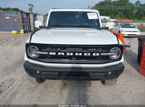 1FMDE8BH4RLA51996 2024 FORD BRONCO White Widok zestawu wskaźników