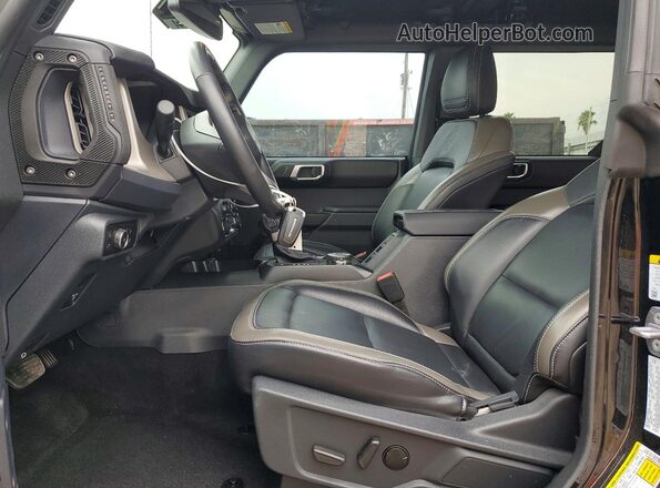 1FMDE8BH4SLA78735 2025 FORD BRONCO Black Вид салону спереду