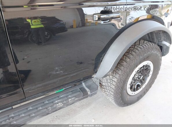 1FMDE8BH8RLB24822 2024 FORD BRONCO Black Вид спереду