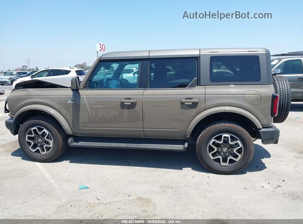 1FMDE8BHXSLA77184 2025 FORD BRONCO Beige Widok wnętrza 360 stopni