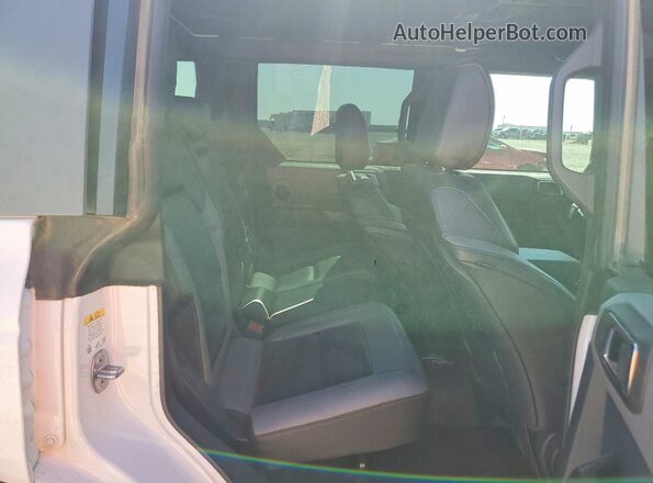 1FMEE1BP8RLA03727 2024 FORD BRONCO White უკანა სალონის ხედი