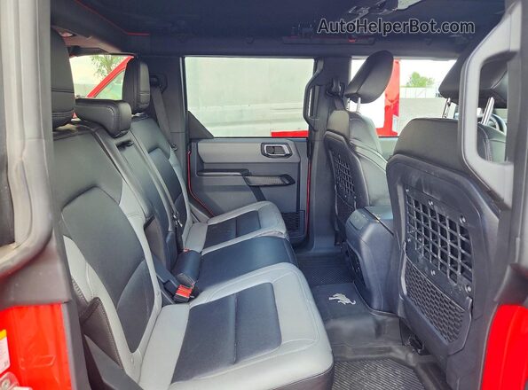 1FMEE1BP8RLA88875 2024 FORD BRONCO Red უკანა სავარძლების ხედი