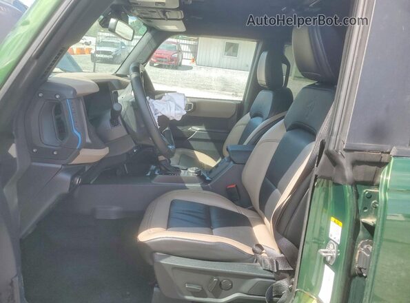 1FMEE2BP6RLA21374 2024 FORD BRONCO Green Front interior view