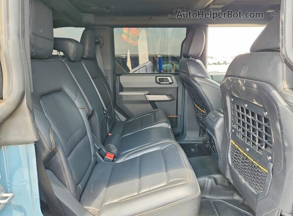1FMEE5DH8NLB09215 2022 FORD BRONCO Blue Հետևի նստատեղերի տեսք