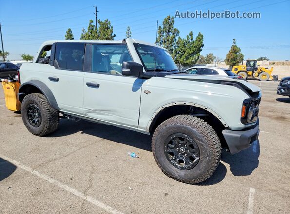 1FMEE5DP3NLB75808 2022 FORD BRONCO Серебряный Передняя правая четверть