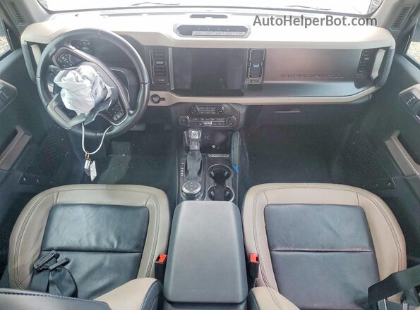 1FMEE5DP4MLA71861 2021 FORD BRONCO Gray Widok deski rozdzielczej