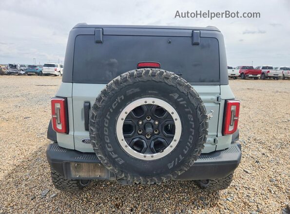 1FMEE5DP5NLB31261 2022 FORD BRONCO Gray Вид ззаду