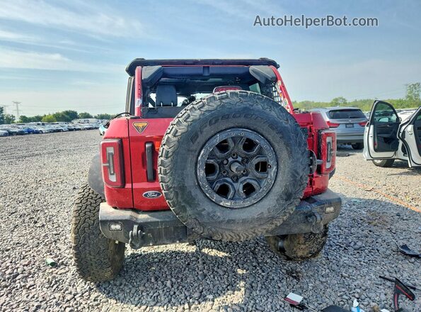 1FMEE5DP6MLA88984 2021 FORD BRONCO Бордовый Вид сзади