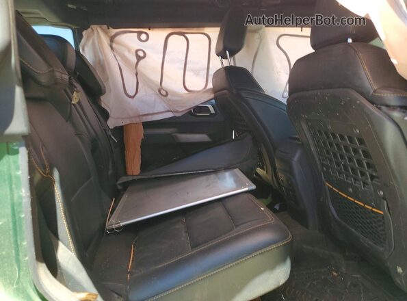 1FMEE5DP8NLA92004 2022 FORD BRONCO Green Rear interior view