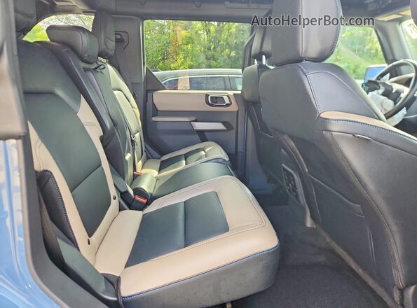 1FMEE5DP8PLB96379 2023 FORD BRONCO Blue Rear interior view