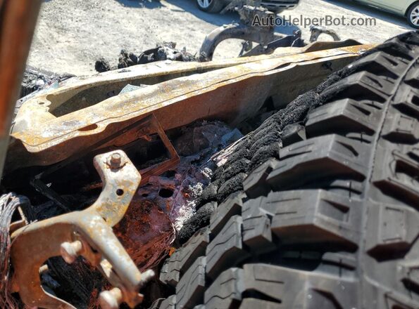 1FMEE5DP9NLB36527 2022 FORD BRONCO Burn Vista del cuadro de instrumentos
