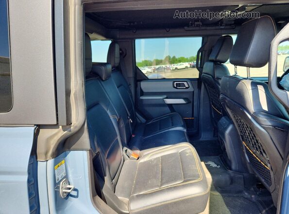 1FMEE5DPXPLB11137 2023 FORD BRONCO Blue Rear interior view