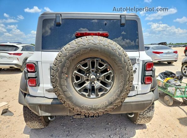 1FMEE5JR4PLB07364 2023 FORD BRONCO White Вид ззаду
