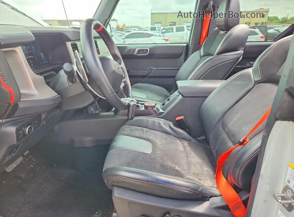 1FMEE5JR9NLA50902 2022 FORD BRONCO Teal Front interior view