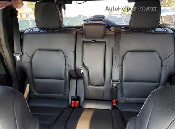 1FMEE7BH4TLB00054 2026 FORD BRONCO White Rear seats view
