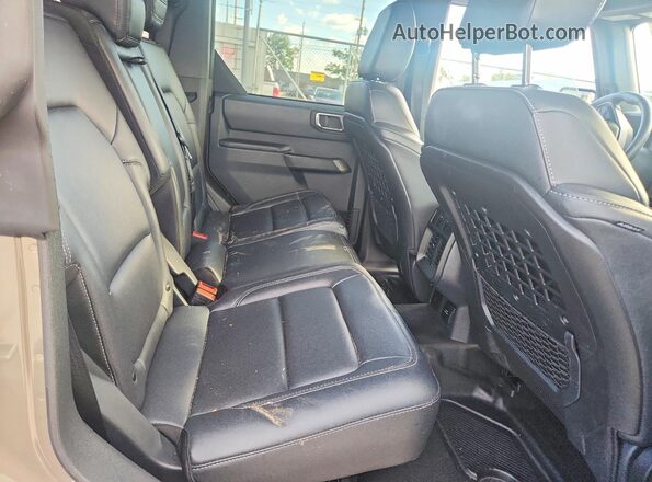 1FMEE7BHXSLA46791 2025 FORD BRONCO Gray Rear seats view