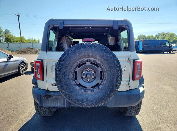 1FMEE8BP2SLA52985 2025 FORD BRONCO Tan Հետևի տեսք