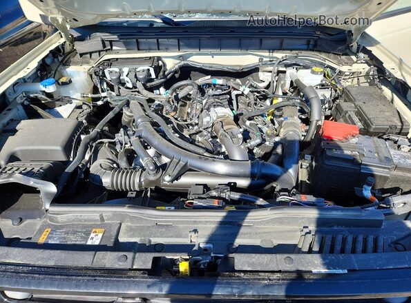 1FMEE8BP3TLA71787 2026 FORD BRONCO Cream Widok komory silnika