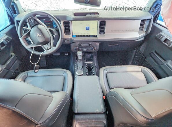 1FMEE8BP3TLA71787 2026 FORD BRONCO Cream Widok deski rozdzielczej