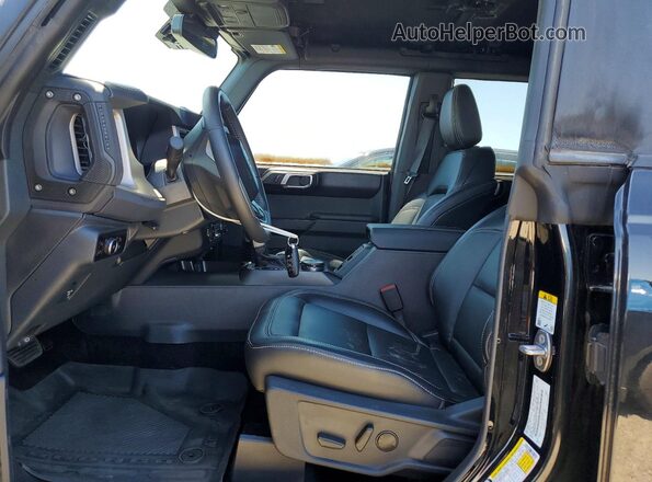 1FMEE8BP7SLB41371 2025 FORD BRONCO Black Вид салону спереду