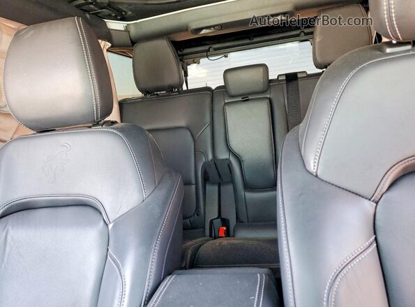 1FMEE8BP8SLB38849 2025 FORD BRONCO White Rear seats view