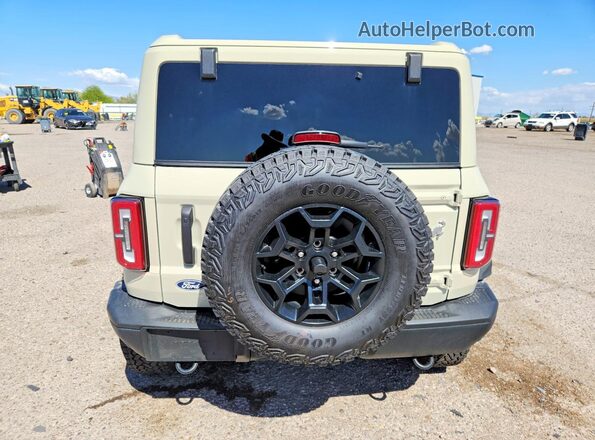 1FMEE9BP0TLA80632 2026 FORD BRONCO Tan Widok z tyłu