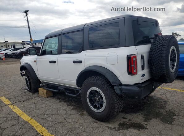 1FMEE9BP5RLA75922 2024 FORD BRONCO White Trasero izquierdo