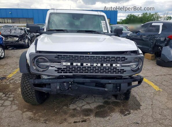 1FMEE9BP5RLA75922 2024 FORD BRONCO White Vista frontal