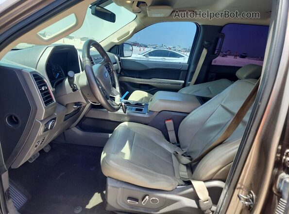 1FMJK1HT0JEA37780 2018 FORD EXPEDITION Коричневый Вид салона спереди