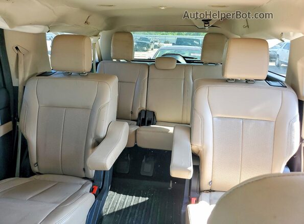 1FMJK1JTXNEA28052 2022 FORD EXPEDITION Silver Widok tylnych siedzeń