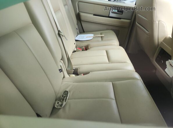 1FMJK1KT6GEF37802 2016 FORD EXPEDITION White Widok wnętrza z tyłu