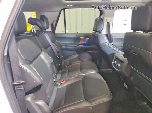1FMJK1M8XSEA34758 2025 FORD EXPEDITION White Vista interior trasera