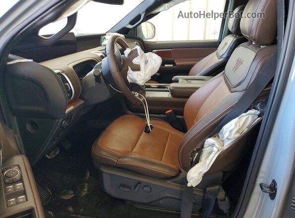1FMJK1P82SEA21613 2025 FORD EXPEDITION Gray Vista interior delantera