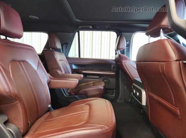 1FMJK2A80REA44705 2024 FORD EXPEDITION Белый Вид задней части салона