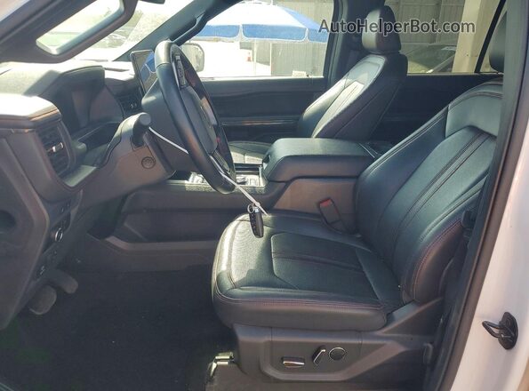 1FMJK2A80REA73685 2024 FORD EXPEDITION White Вид салону спереду