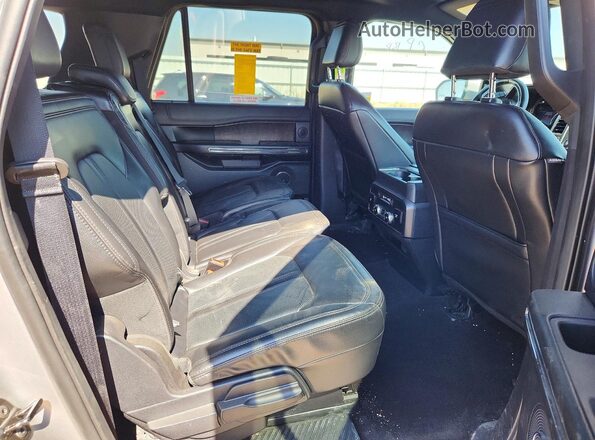 1FMJK2AT8MEA36591 2021 FORD EXPEDITION Серебряный Вид задней части салона