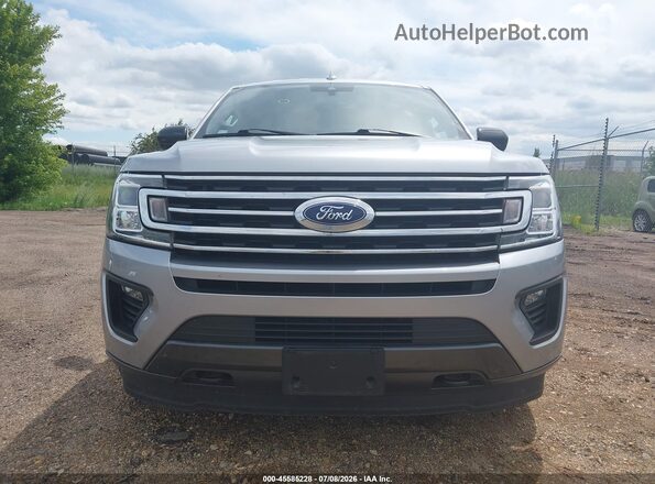 1FMJU1GT8LEA82030 2020 FORD EXPEDITION Gray Widok wnętrza z tyłu