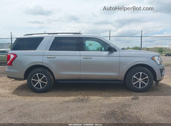 1FMJU1GT8LEA82030 2020 FORD EXPEDITION Gray Widok wnętrza 360 stopni