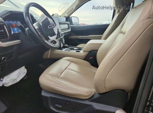 1FMJU1H84PEA26733 2023 FORD EXPEDITION Black Вид салону спереду