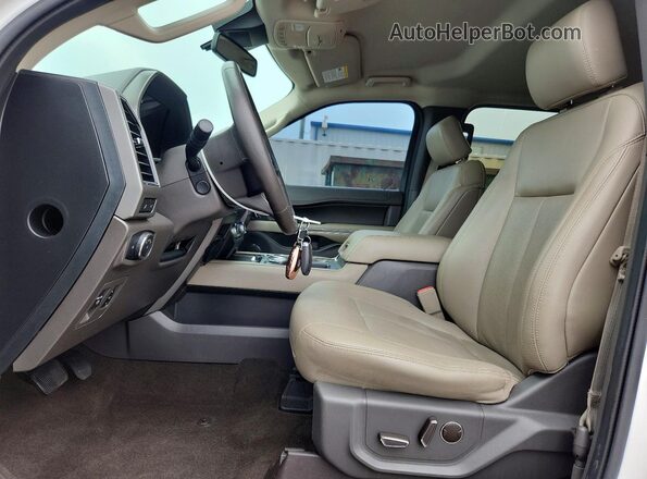1FMJU1HT0KEA64358 2019 FORD EXPEDITION White Front interior view