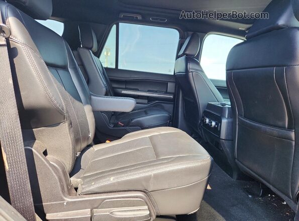1FMJU1HT4MEA03520 2021 FORD EXPEDITION Black Widok wnętrza z tyłu