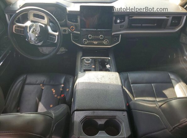 1FMJU1HT4NEA45686 2022 FORD EXPEDITION Silver Vista del salpicadero