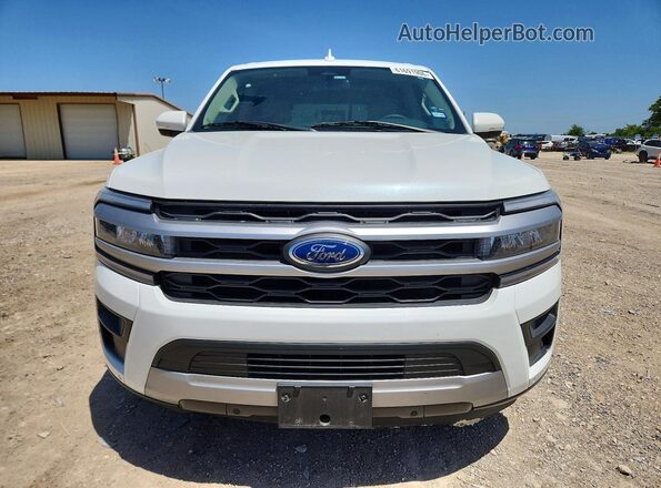 1FMJU1HT6NEA56561 2022 FORD EXPEDITION White Դիմացի տեսք