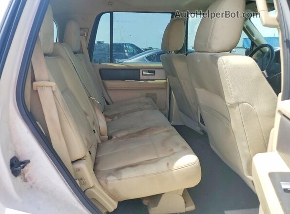 1FMJU1HT8HEA81482 2017 FORD EXPEDITION White Вид задньої частини салону